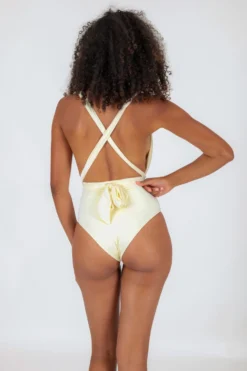 Off-White Marina -Paradis Marin off white marina model back 05 scaled