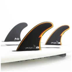 Ailerons SURF FCS II Gerry Lopez PC Medium Noir Set De 3 5 Ailerons SURF FCS II Gerry Lopez PC Medium Noir Set De 3 -Paradis Marin sans titre 3 25 04 2022 09 27 49